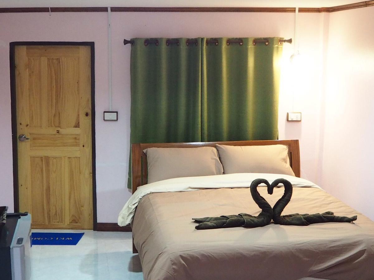 Smile Resort Ban Phai Cham Sin Esterno foto